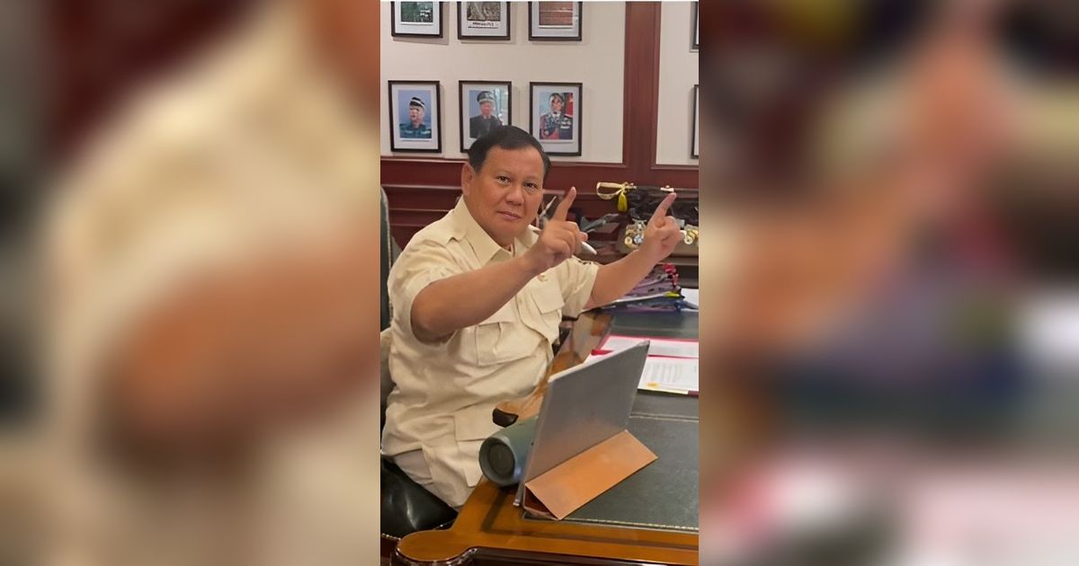 Goyangan Prabowo Lembur Ditemani Lagu Dewa19, Netizen: 'Gemoy Banget Kayak Bayi'