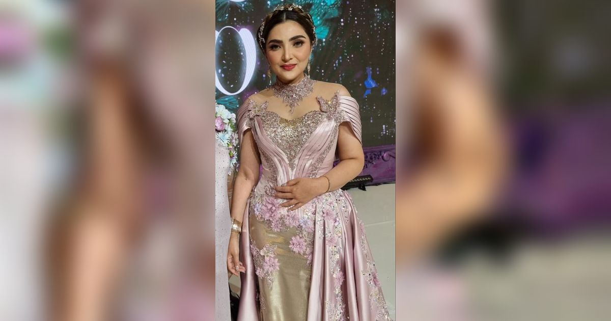 20 Gaya Artis Hadiri Ultah Mewah Ashanty, Aaliyah Massaid Kalah Cetar Dari Fuji?