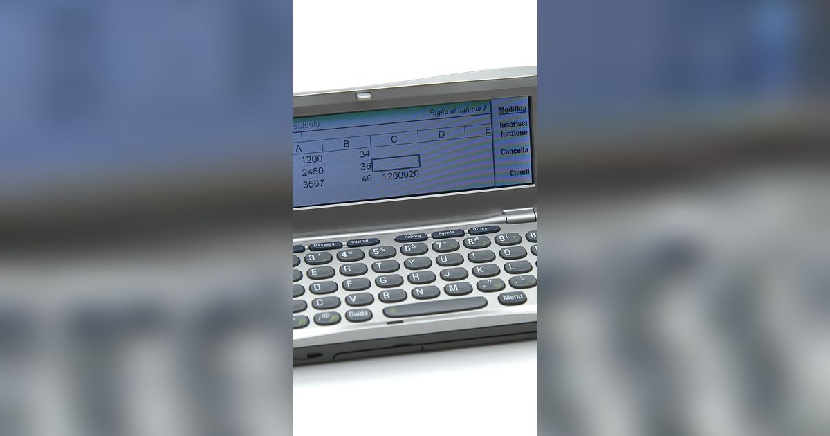 Nostalgia dengan Nokia 9210 Communicator yang Muncul di Serial Gadis Kretek, HP Sultan di Zamannya