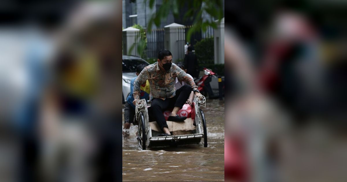 Begini Strategi Pemprov DKI Antisipasi Banjir saat Musim Hujan