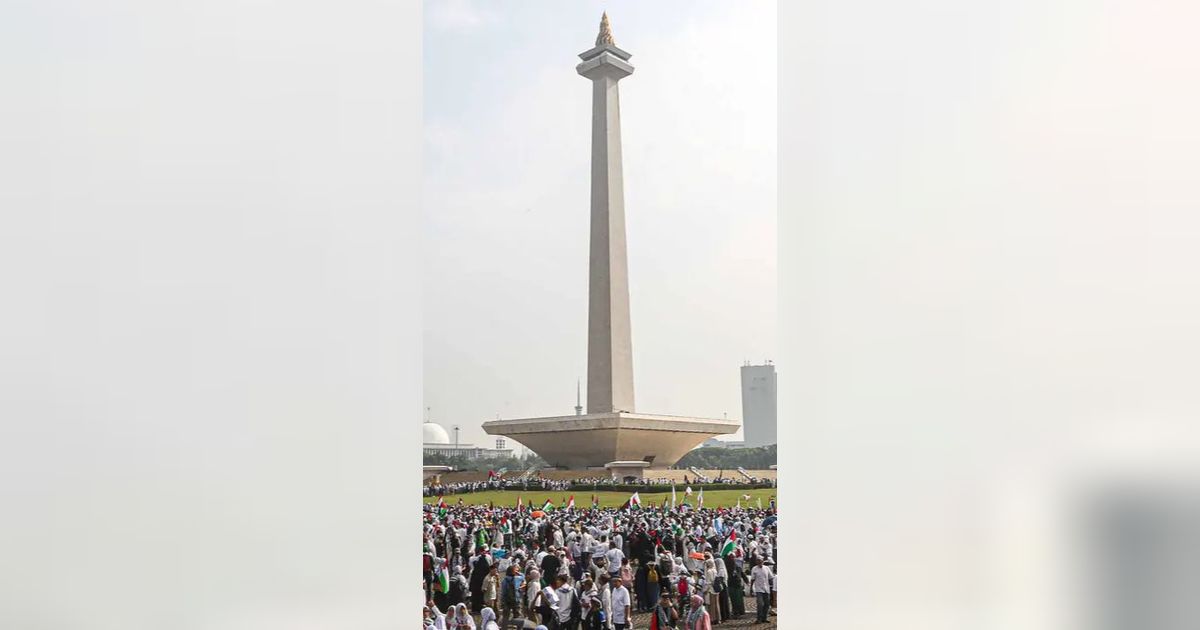 6 Pasangan Artis Indonesia yang Ikut Terjun Bela Palestina di Monas