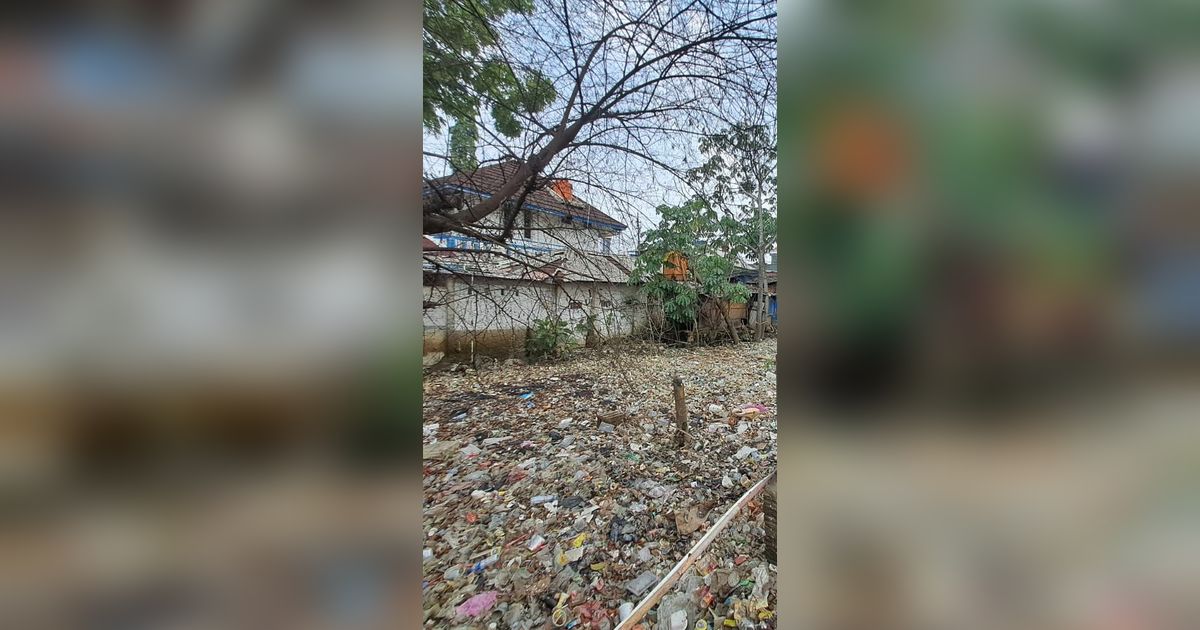 Ngeri! Penampakan 'Lautan Sampah' di Simpang Ciawi yang Bikin Bupati Bogor Ditegur Pj Gubernur