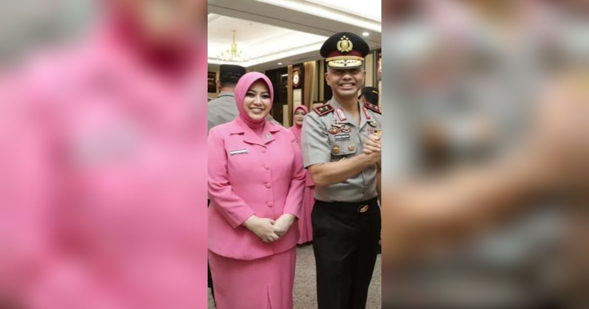 Potret Ulang Tahun Emas Istri Jenderal Bintang 2 Polri, Dirayakan Sederhana Bareng Anak Cucu