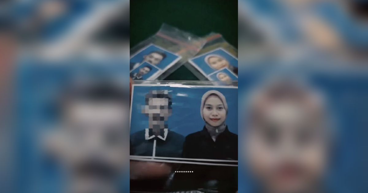 Momen Pilu Wanita Bakar Undangan Usai Batal Menikah, Tidak Melanjutkan karena Yakin Akan Runtuh