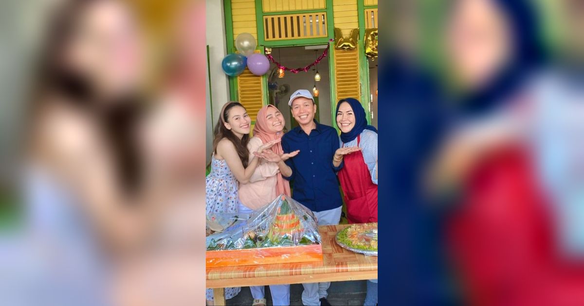 Ayah Artis ini Jualan di Warung, Padahal Anaknya Selebritis Termahal, Rumahnya Rp20 Miliar