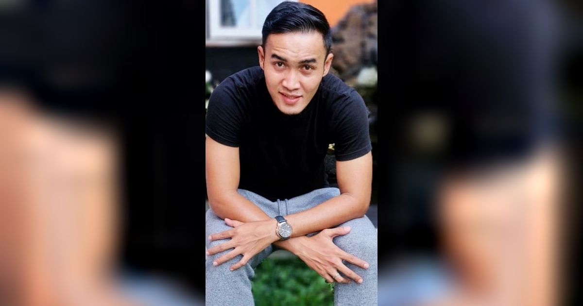 Gaya Gunawan Dwi Cahyo saat di Luar Lapangan