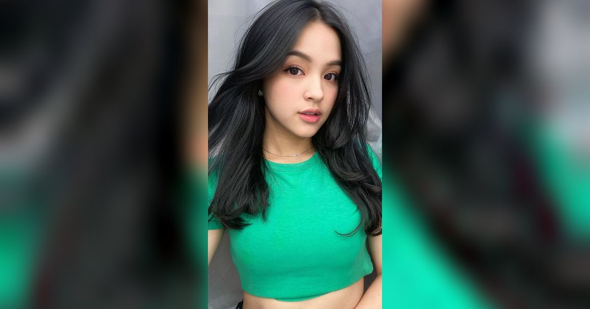 Potret Eca Aura, Anak Konglomerat yang Ingin Jadi IRT