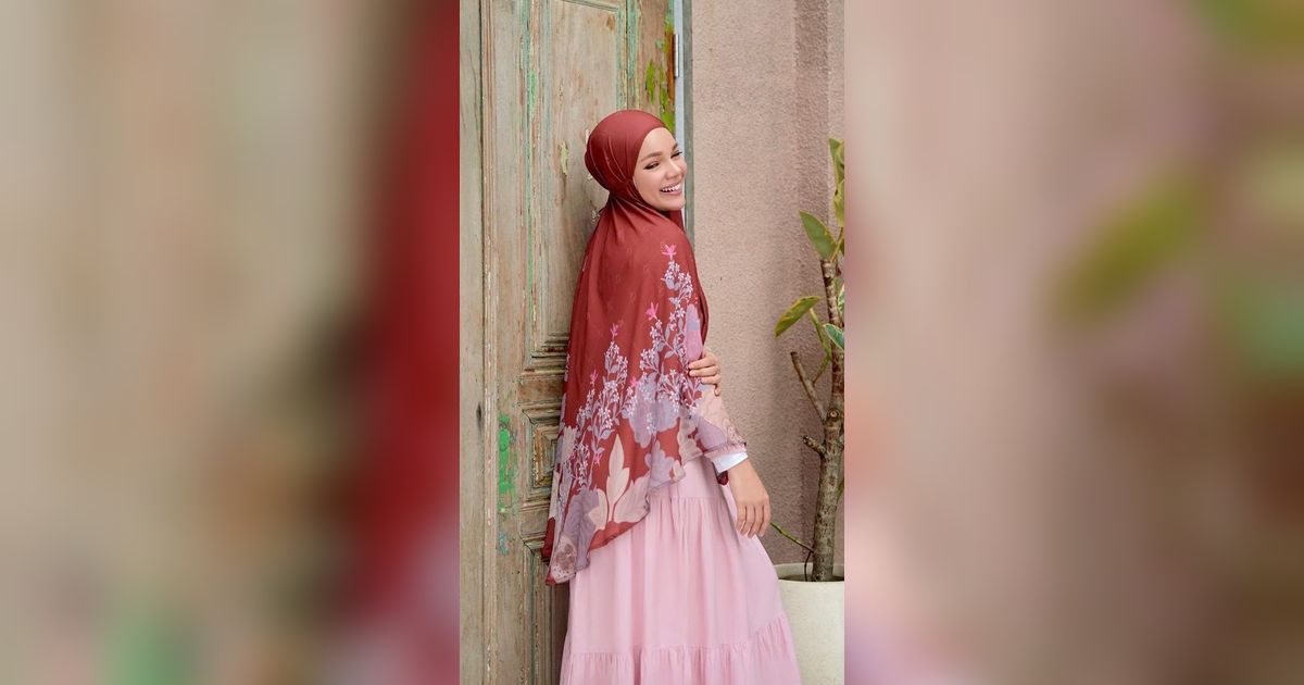 Dewi Sandra Spill Hal-Hal yang Membuatnya Nyaman dan Harmonis dengan Suami