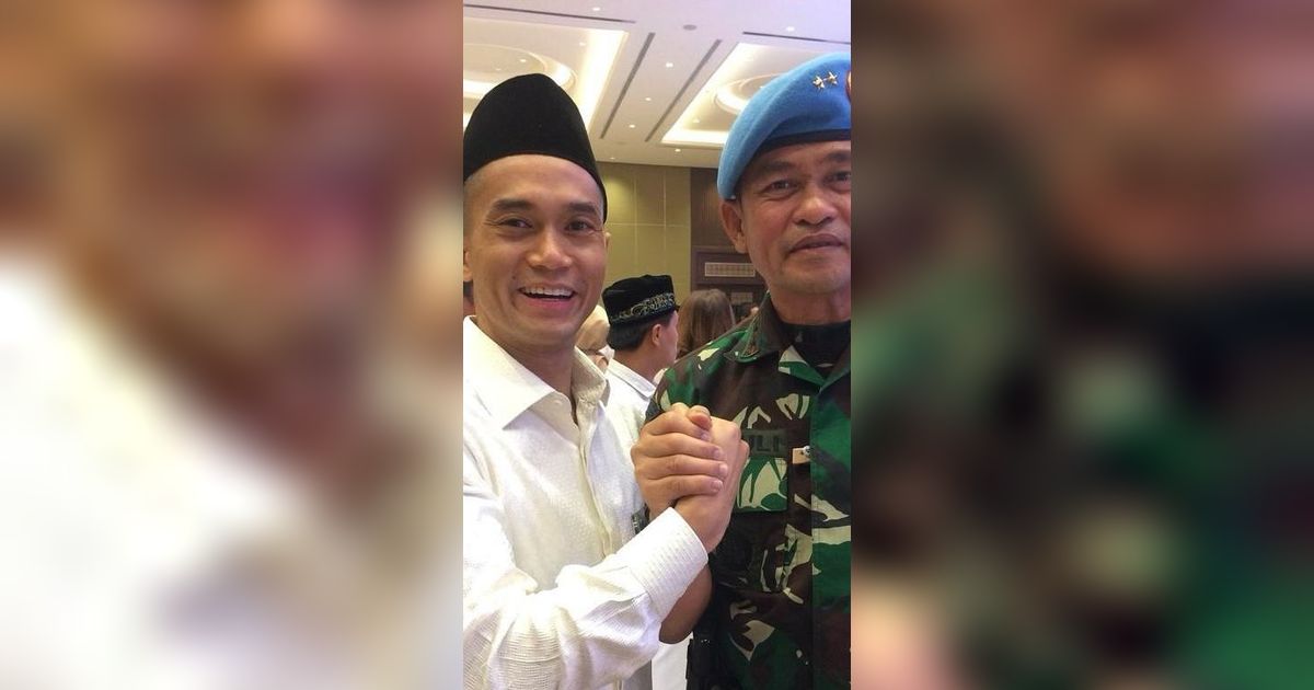 Potret Anak Konglomerat bareng Jenderal Maruli Simanjuntak, Wajah Keduanya jadi Sorotan