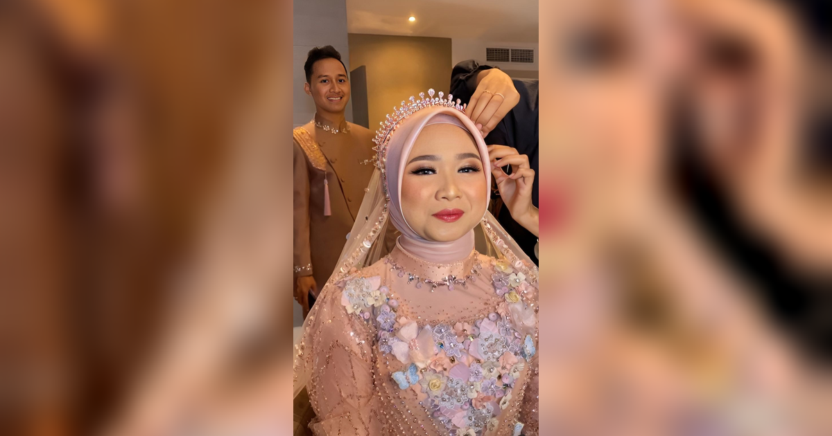 Bucin Banget! Pengantin Pria Jadi Penonton Setia Proses Make Up Sang Istri
