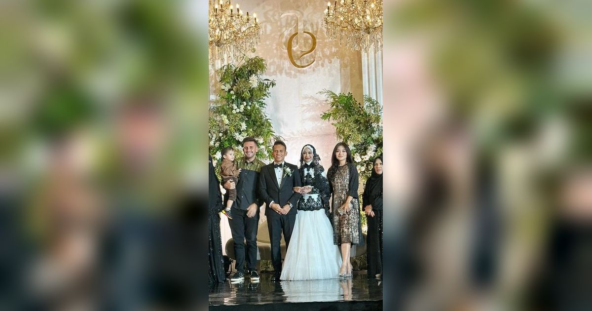 Deretan Potret Artis di Pernikahan Adiba Khanza dan Egy Maulana, Kehadiran Irish Bella Sendirian Jadi Sorotan