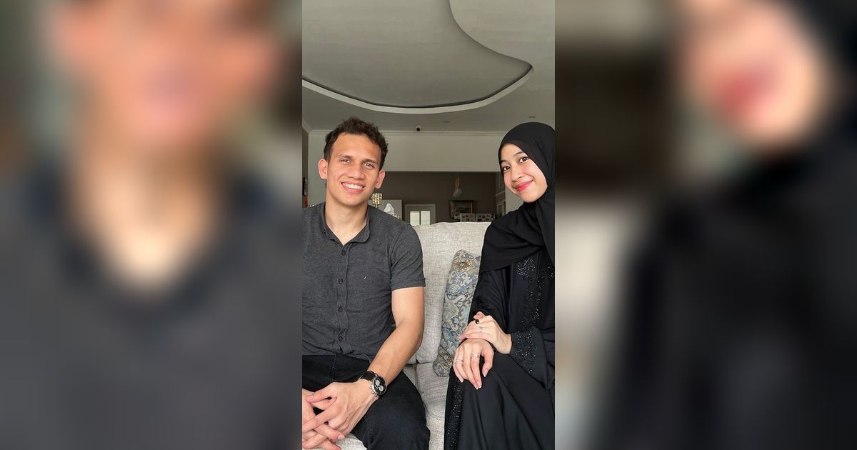 7 Potret Artis Indonesia Menikah dengan Pesepak Bola, Terbaru Adiba Khanza