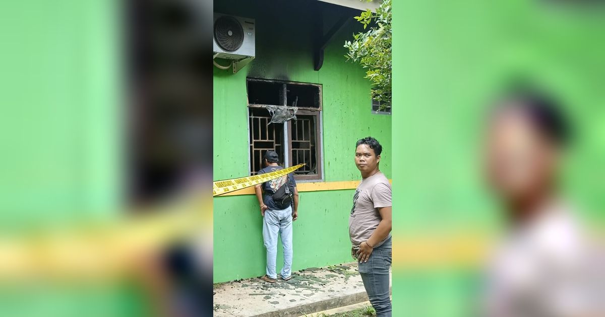 Kantor Camat di Batang Dibakar Orang Misterius, Laptop dan Dokumen Diacak-Acak