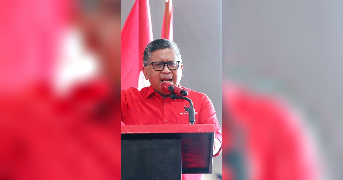 VIDEO: Hasto PDIP Sindir Capres Prabowo Tak Bisa Blusukan Seperti Presiden Jokowi