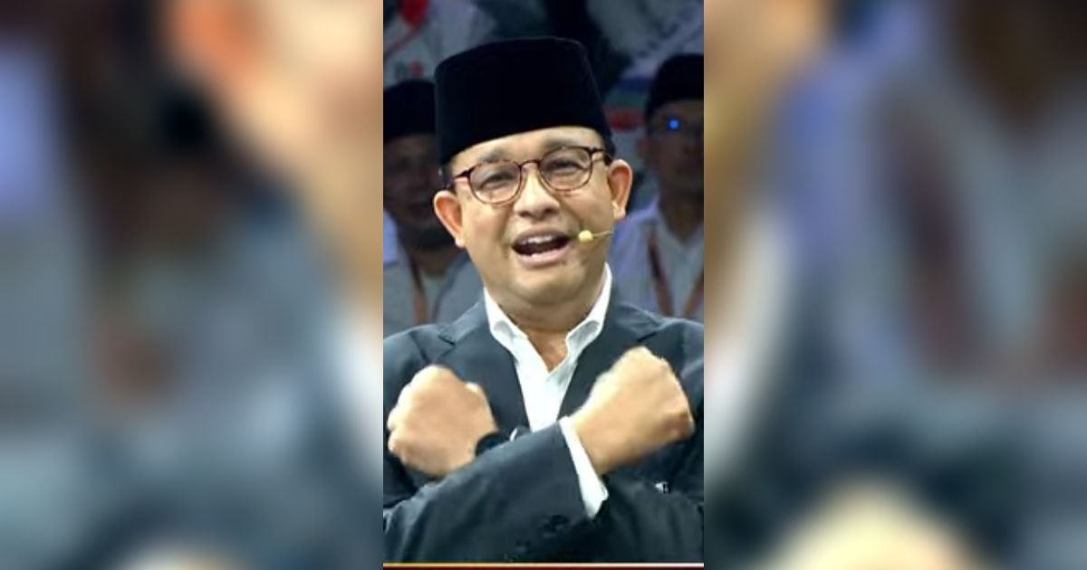 Gaya Anies Tiru 'Wakanda Forever' Ala Black Panther saat Debat Capres