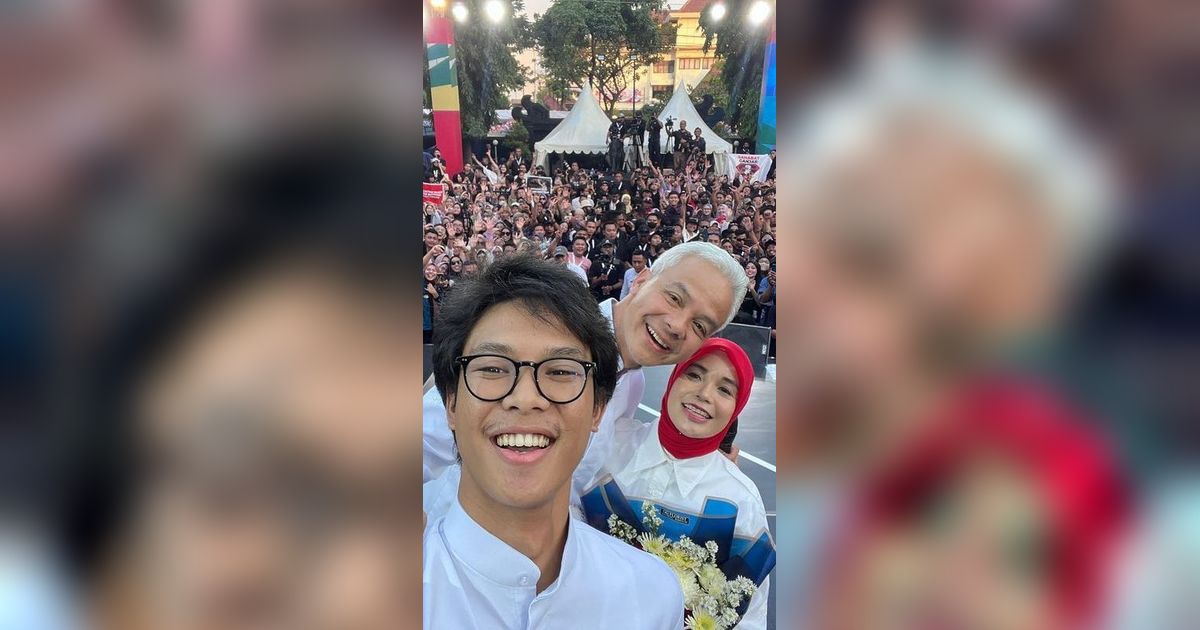 VIDEO: Duduk Sebelahan, Eca Aura Kepergok Nonton Debat Capres 'Nempel' Alam Ganjar