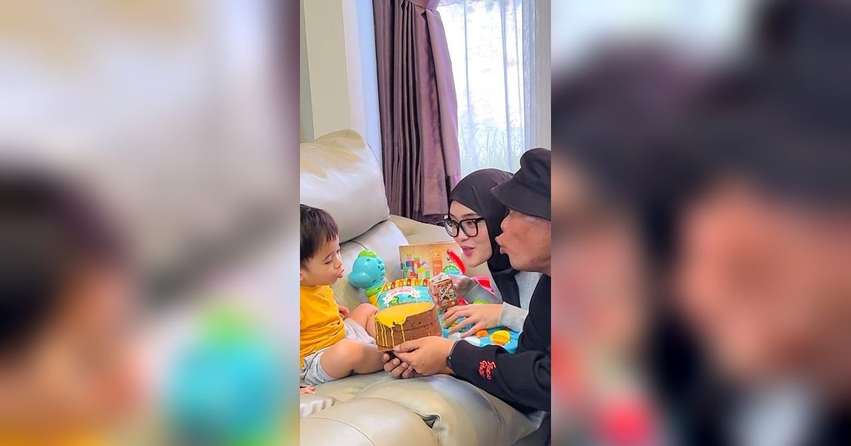 Potret Putri Delina Bermain Bersama Adzam  Setelah Rayakan Ulang Tahun Ke-2, Meski Sebelumnya Mengaku Sulit Untuk Bertemu