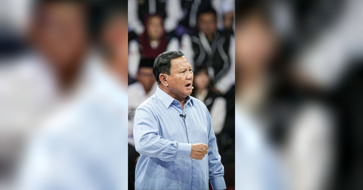 Prabowo Alihkan Jawaban Saat Ditanya Ganjar Soal Makam 13 Aktivis yang Diculik Tahun 1998