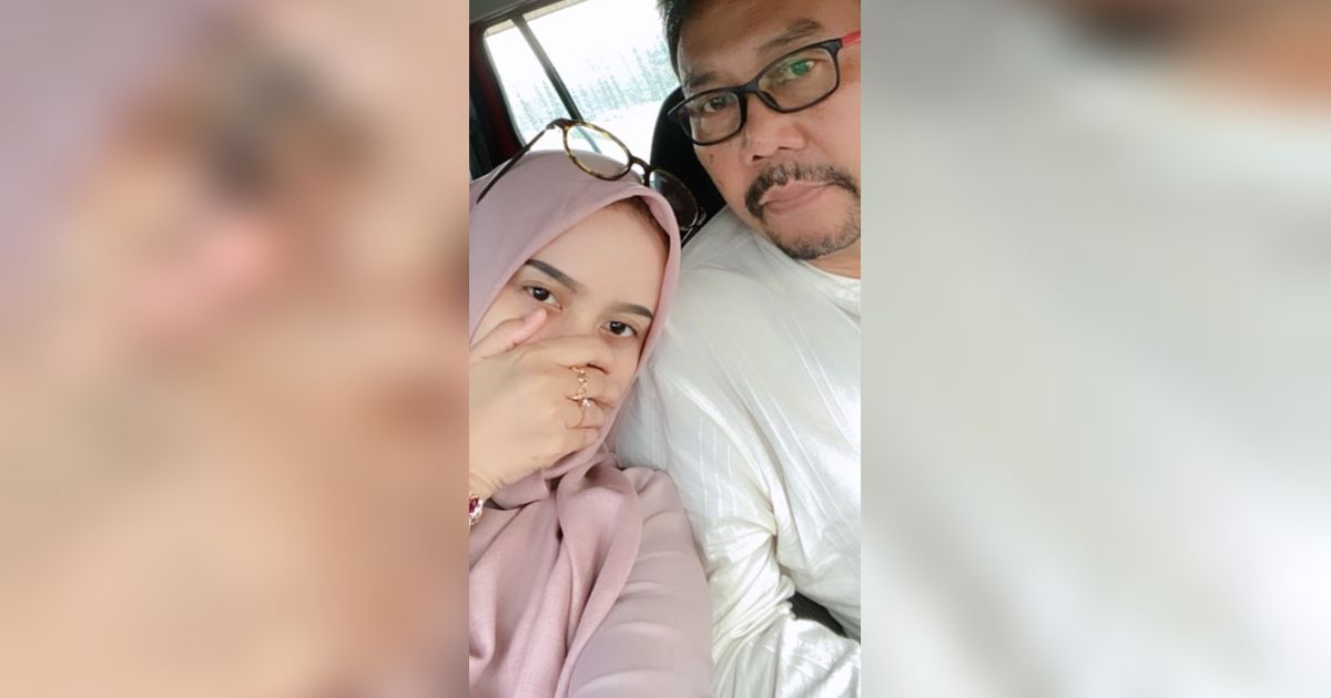 Menikah dengan Duda Lebih Tua 24 Tahun, Kisah Cinta Wanita Ini Viral Curi Perhatian