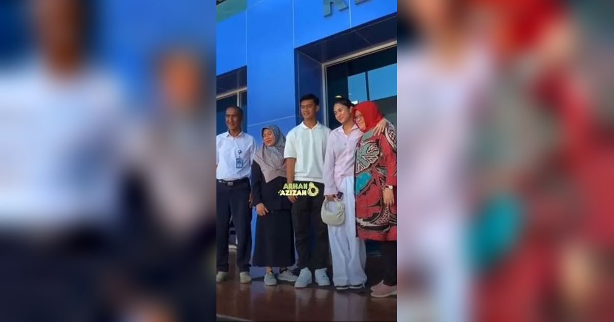 Potret Pratama Arhan Pulang Kampung Sambangi Kampus Ditemani Azizah