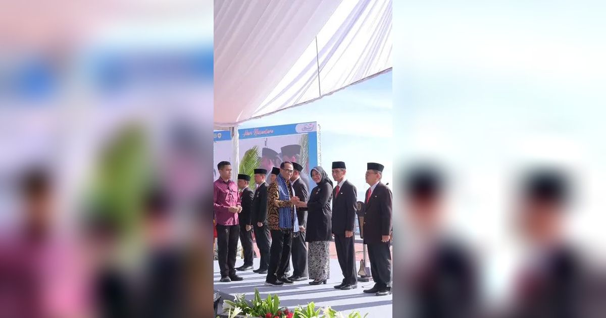 Deretan Kepala Daerah yang Terima Penghargaan Satyalancana Wira Karya