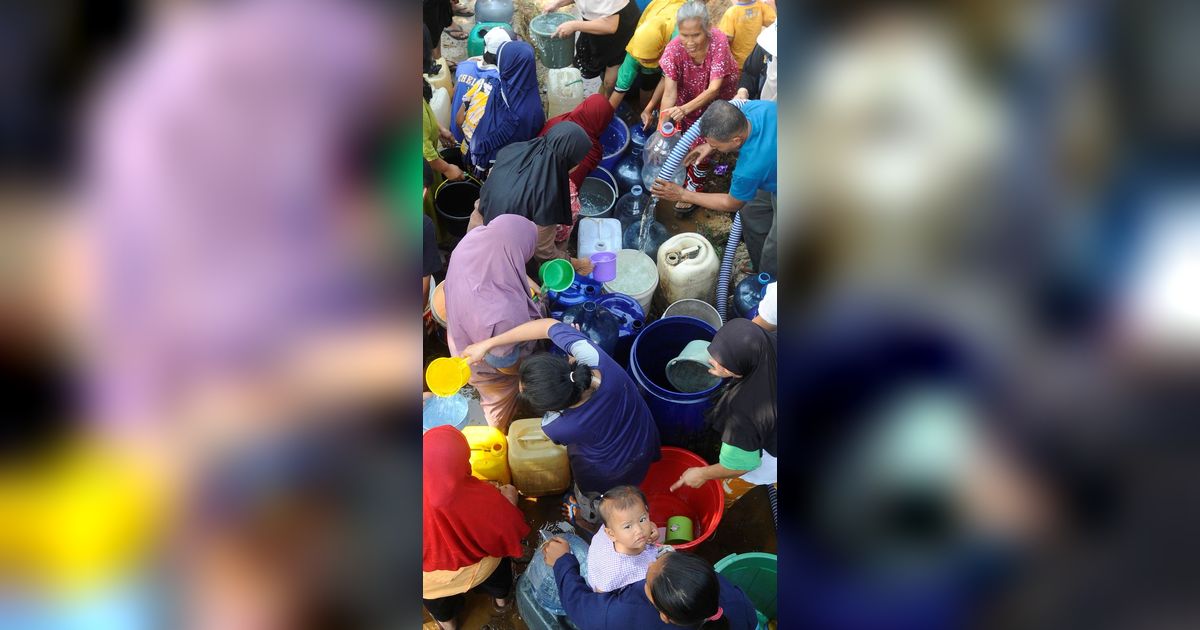 Sempat Kekeringan, Warga di Beberapa Wilayah Banten Mendapat Bantuan Air Bersih