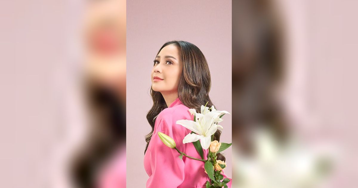 Cuttingan Unik Celana Nagita, Dikira Celana Kegedean oleh Netizen