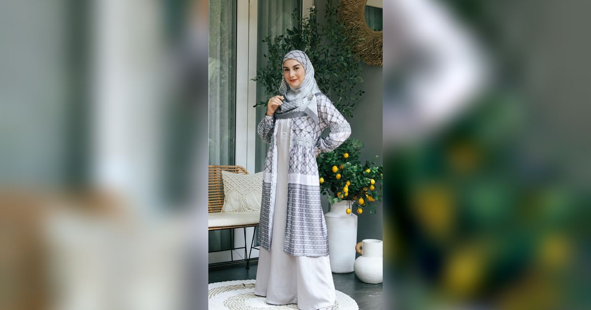 6 Potret Irish Bella Sibuk Cari Nafkah Saat Ammar Zoni Ditangkap Ketiga Kalinya Gegara Narkoba