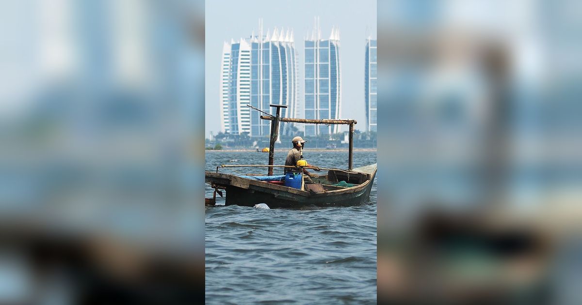 FOTO: BMKG Imbau Masyarakat Pesisir dan Nelayan Waspadai Gelombang Tinggi