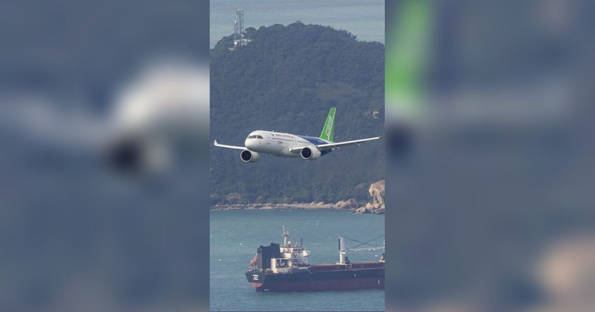 FOTO: Wajah Pesawat Penumpang Pertama Buatan China, Siap Saingi Airbus dan Boeing