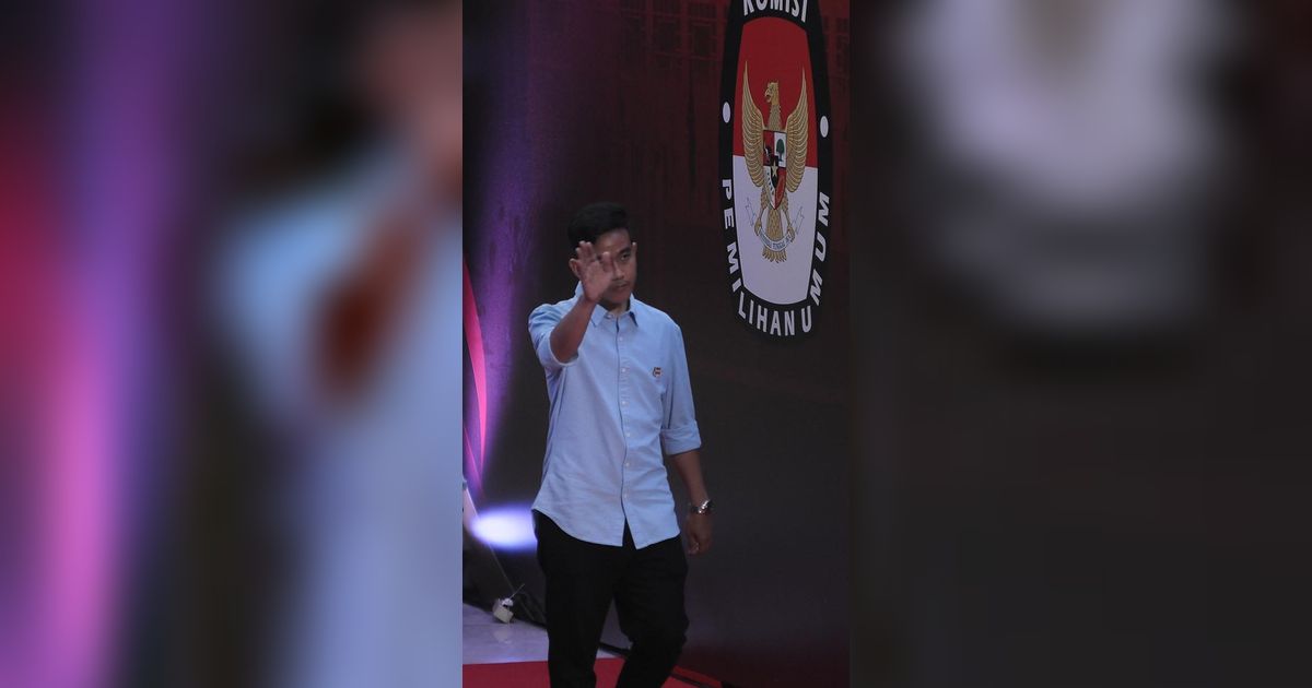 Tiba di Pasar Pandan Sari, Gibran Dielukan Pedagang: Ya Allah Ganteng Banget