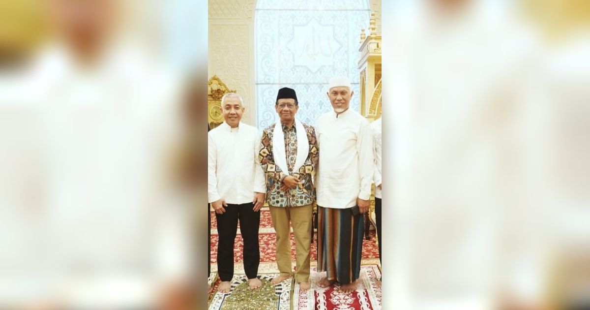 Mahfud MD: Kalau Jadi Pejabat Bikin Kebijakan yang Bermanfaat