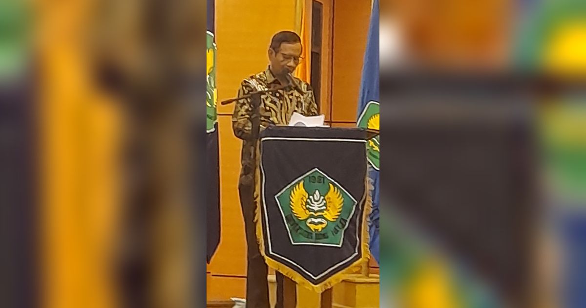 Tolak Jadi Cawapres Anies, Ini Alasan Mahfud Pilih Ganjar