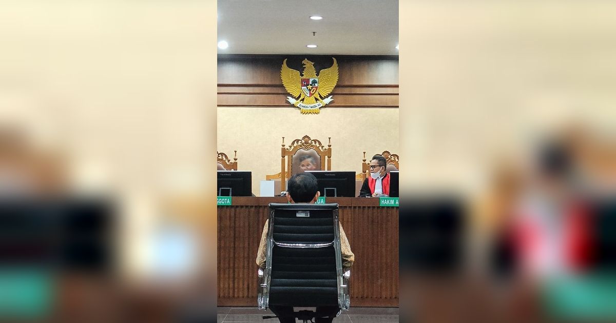 KPK Hadirkan Selebgram Riris Riska dan Windy Idol dalam Sidang Hasbi Hasan