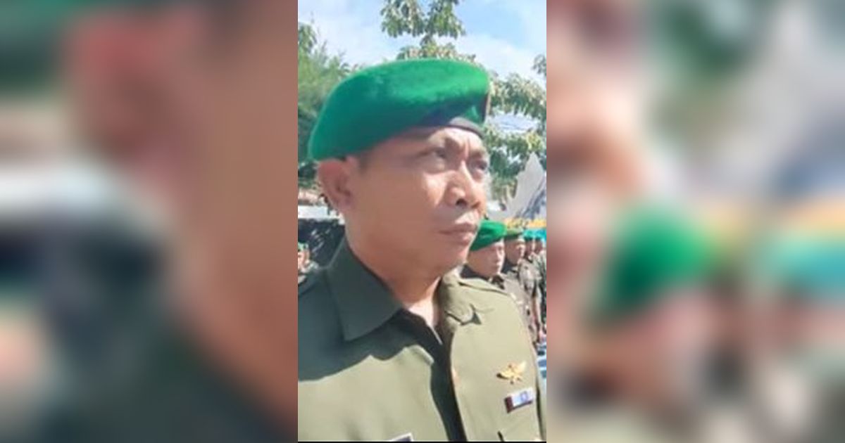 Jokowi Ngakak Saat Babinsa Langkah Tegap di Atas Panggung Timbulkan Suara Gedobrak 'Harus Pakai PBB'