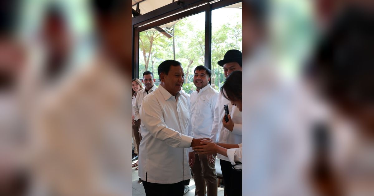 Prabowo Diskusi Bareng Erick Thohir hingga Kreator: Berbuat Baik, Jangan Sakiti Orang Lain