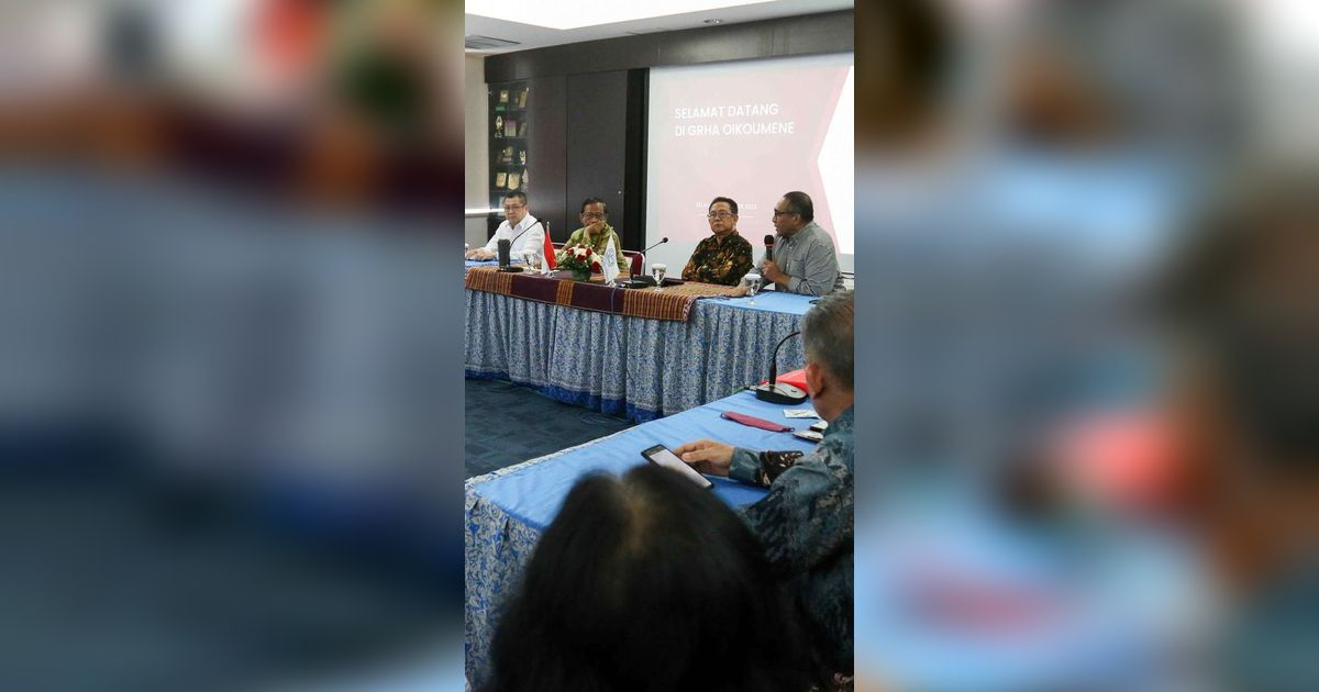 FOTO: Sambangi Persekutuan Gereja-Gereja Indonesia, Mahfud MD Pastikan Situasi Politik Jelang Natal Aman