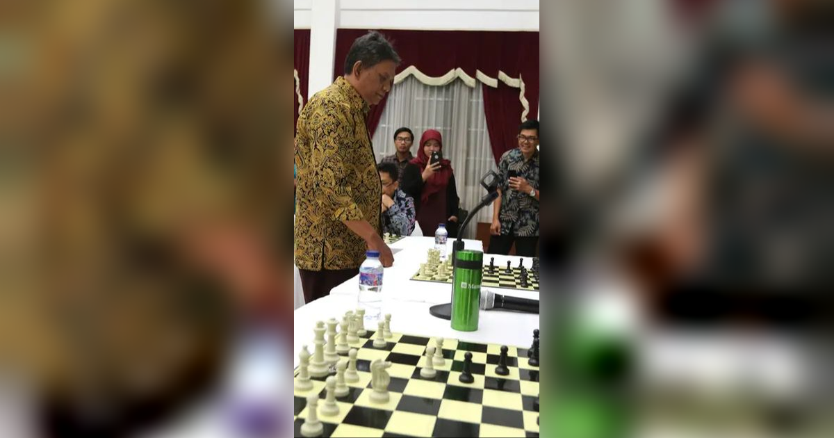 Keterbatasan Fisik Bukan Halangan, Intip Profil Cerdas Barus Grandmaster Catur Asal Karo