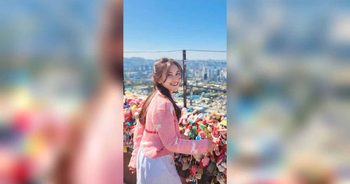 Dekat Saja Tidak, Pesan WA Mengejutkan Rina Nose Ini Bikin Ayu Ting Ting Syok