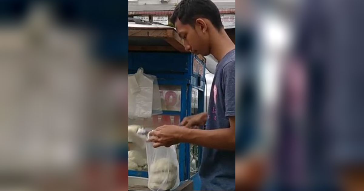 Viral Curhatan Pilu Pria Penjual Roti Pao yang Dihujat Karena Bikin Video saat Berjualan, Disebut Miskin hingga Anak Yatim