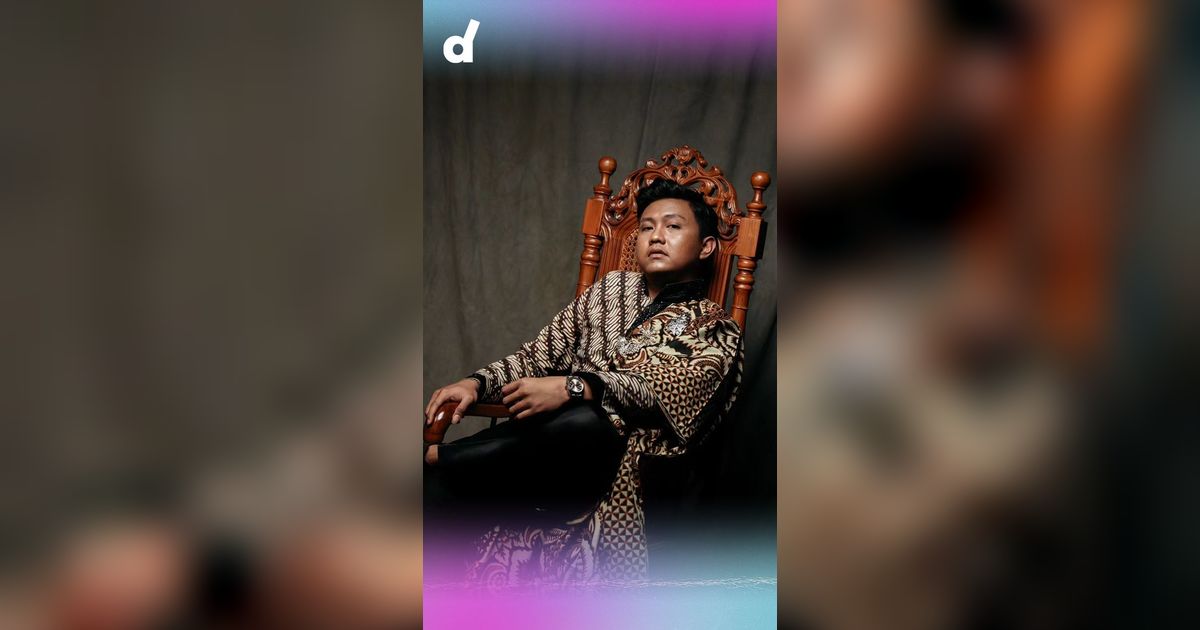Beri Kado Mobil Mewah ke Istri, Inilah yang Jadi Sumber Kekayaan Denny Caknan