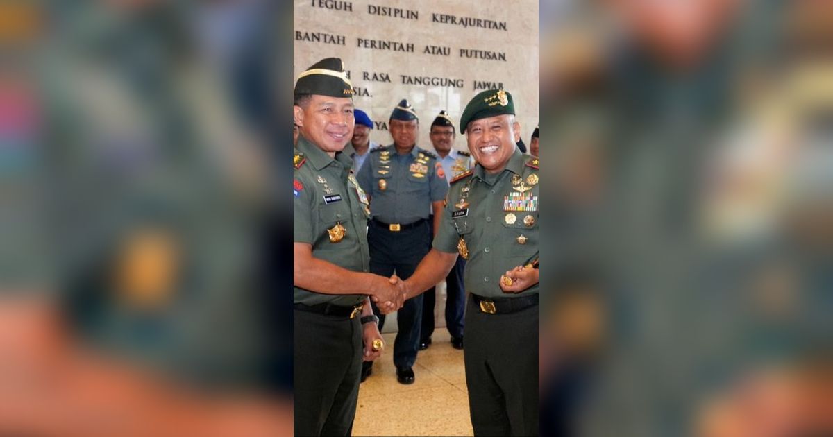 Disalami Panglima TNI, Pangkostrad Saleh Mustafa kini Berpangkat Letjen, Bintang 3 di Pundaknya