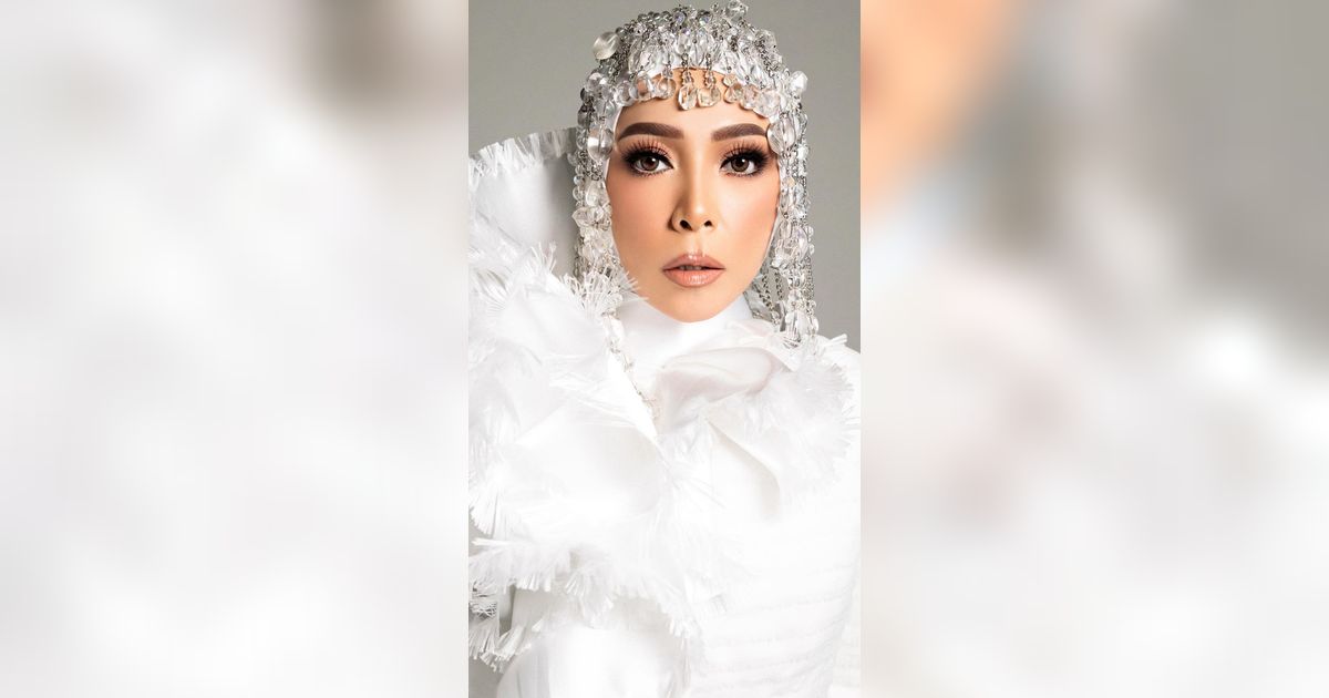 Kolaborasi Melly Goeslaw dan Nike Ardilla di Bertemu Kembali Tayang di Vidio