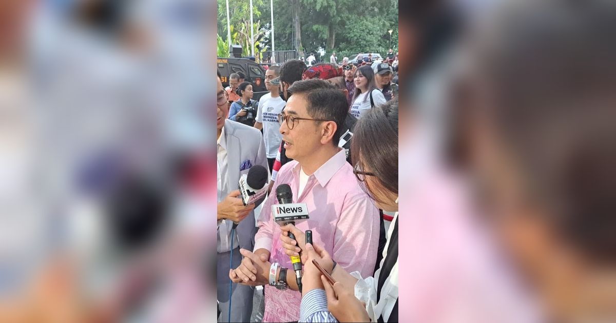 Bertepatan Hari Ibu, TPN Kompak Pakai Baju Pink Dampingi Mahfud Debat Cawapres