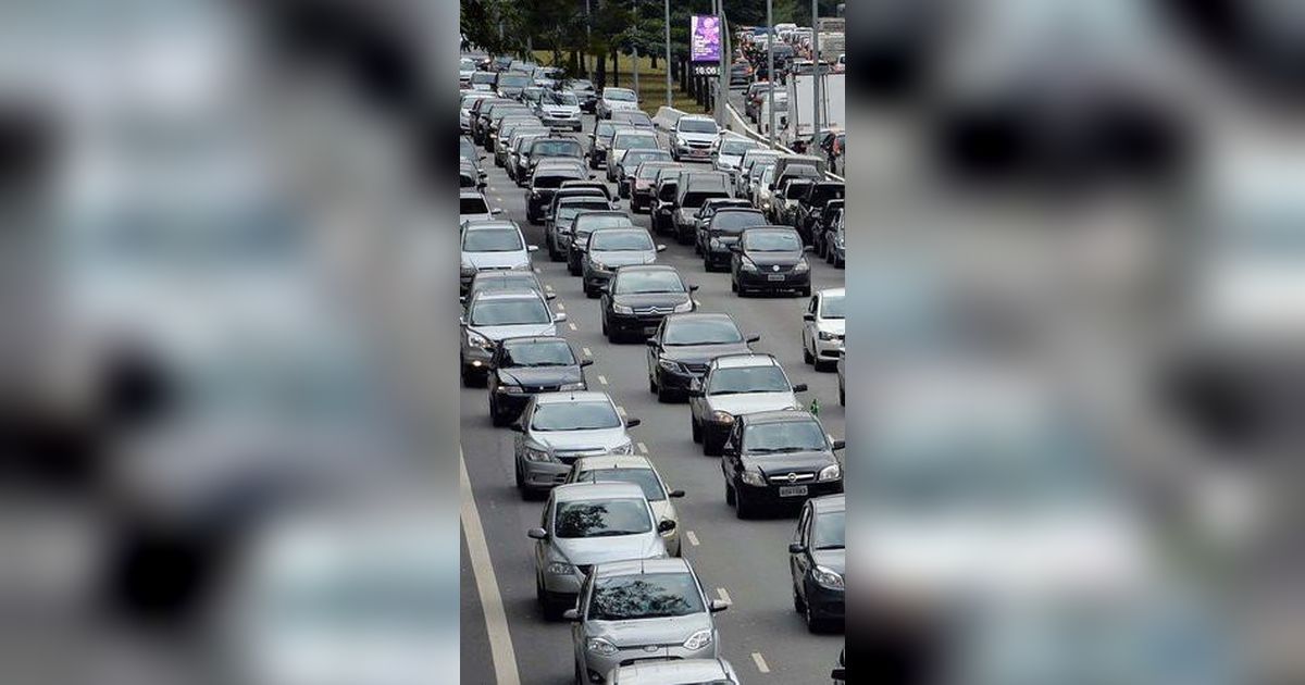 Libur Natal dan Tahun Baru, 69.930 Kendaraan Meninggalkan Jakarta Lewat Tol Cikampek Utama