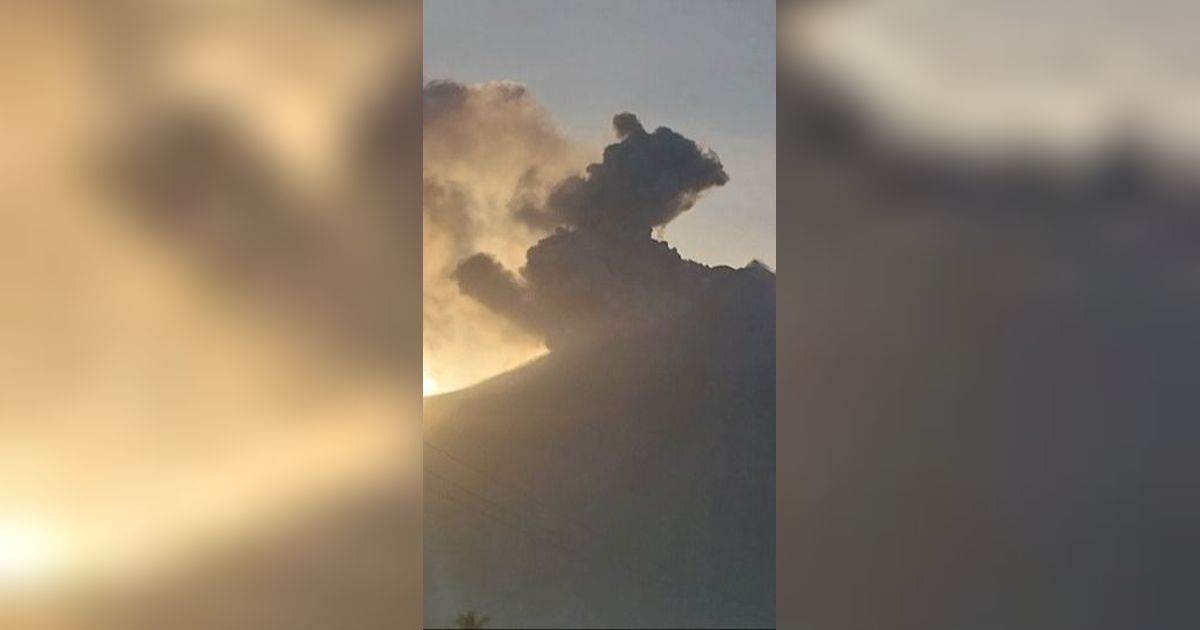 Gunung Lewotobi Flores Timur Erupsi, PVMBG Minta Masyarakat Waspada Gas Beracun