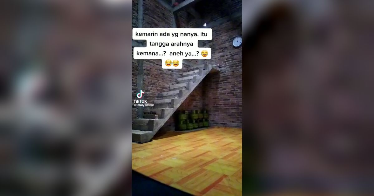 Tangga 'Gaib', Dikira Buntu Ternyata Bisa Tembus ke Mushola