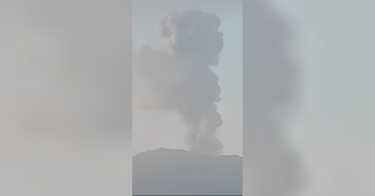 Gunung Dukono Erupsi, Muntahkan Abu Vulkanik Setinggi 2,8 Kilometer