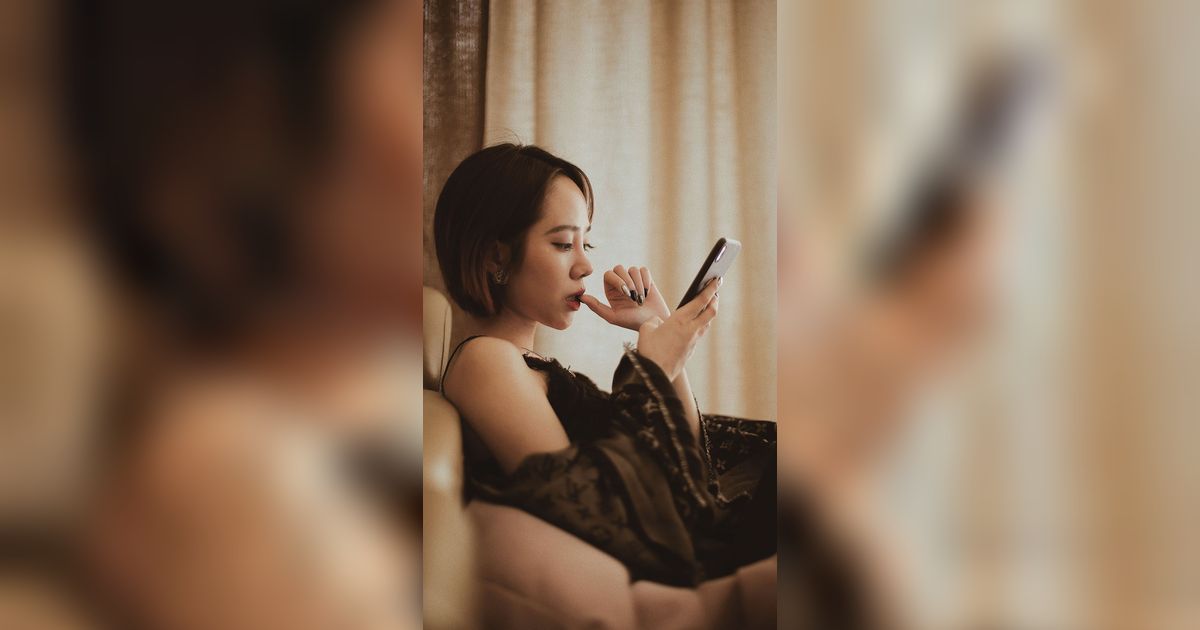 Stuck Pada Gadget Berjam-jam, Efeknya ke Fisik dan Mental
