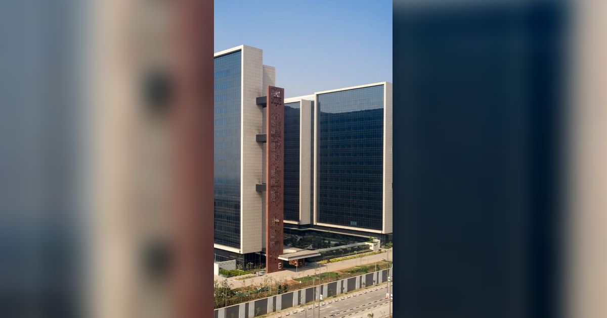 India Built The Biggest Office Complex In The World Trstdly Trusted tokyo-tokyo-torch-1-279-ft-63-floors-page-2-skyscraperpage-forum